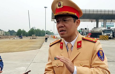 Thượng tá Nguyễn Quang Nhật trao đổi với PV Infonet.