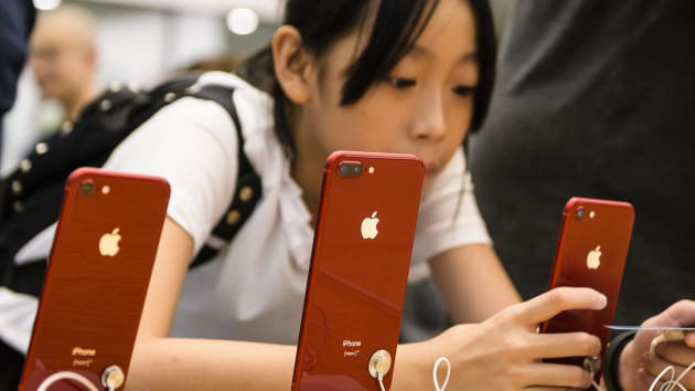 Cổ phiếu Apple lên mức cao nhất mọi thời đại sau mức doanh số tăng kỷ lục tại Trung Quốc - Ảnh 1.