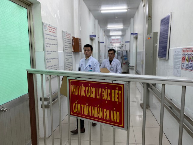 Phát hiện 3 bệnh nhân người Việt đầu tiên mắc virus Corona - Ảnh 1.