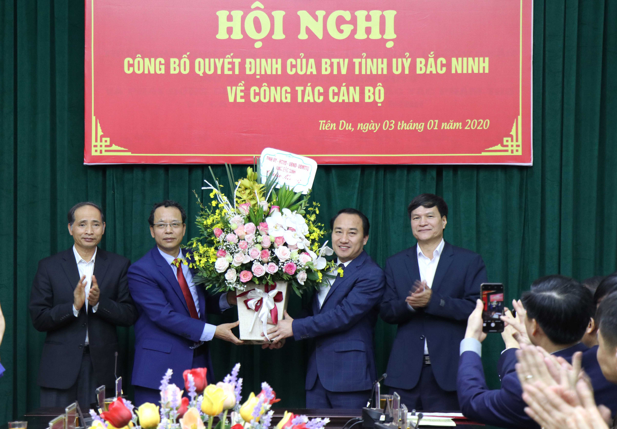 Huyện Tiên Du (Bắc Ninh) có Bí thư Huyện ủy mới Nguyễn Xuân Thanh - Ảnh 2.