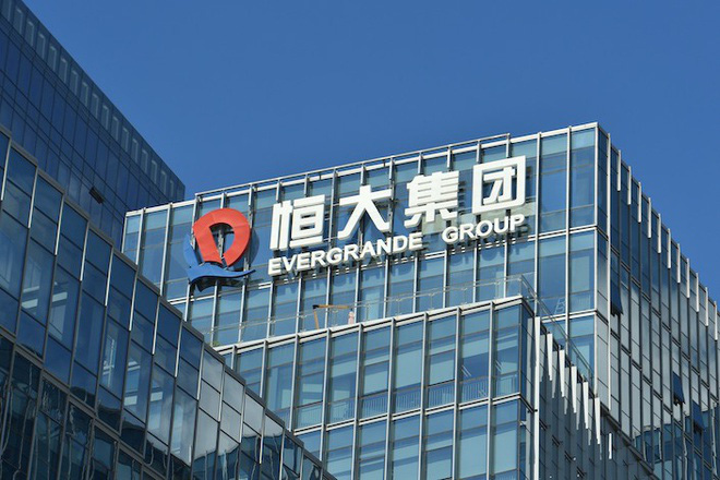 Đại gia bất động sản Trung Quốc giảm giá nhà 30% để trả nợ - Ảnh 1.