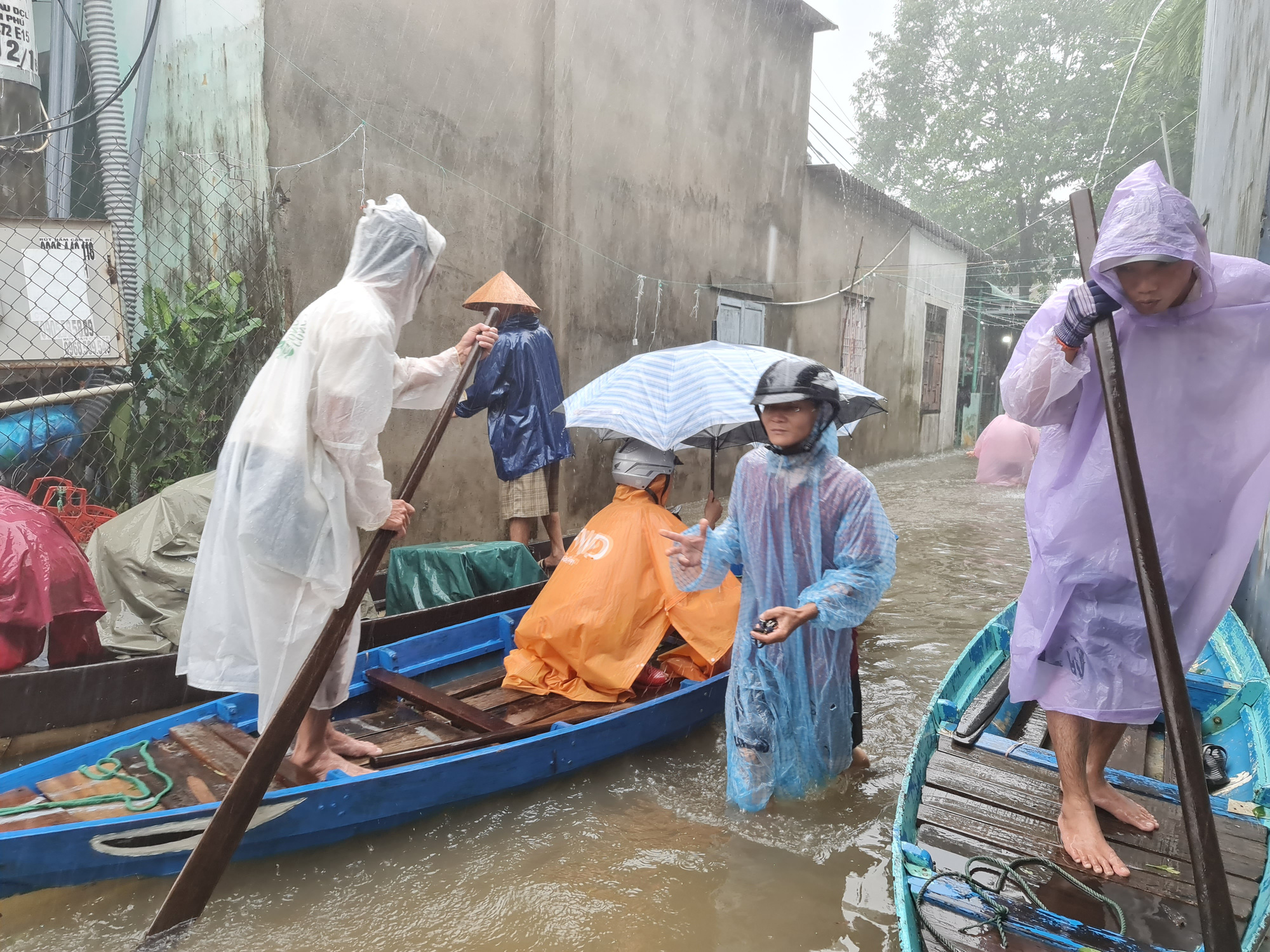 Quảng Nam: Cô bé tên “lụt” sinh ra mùa lụt, đám cưới cũng trúng mùa lụt - Ảnh 5.