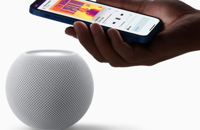 'Soi' giá loa thông minh Homepod mini siêu gọn nhẹ vừa ra mắt của Apple - Ảnh 2.