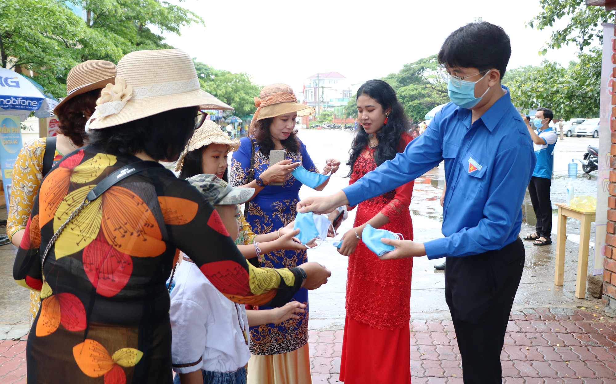 Đồng bào Chăm tại Ninh Thuận với trang phục mới tưng bừng đón Katê  - Ảnh 7.