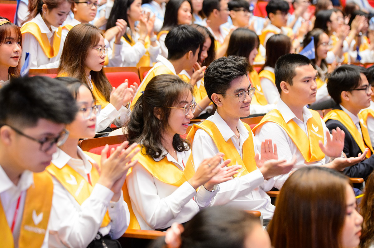 
Trường Đại học VinUni khai giảng năm học đầu tiên - Ảnh 8.