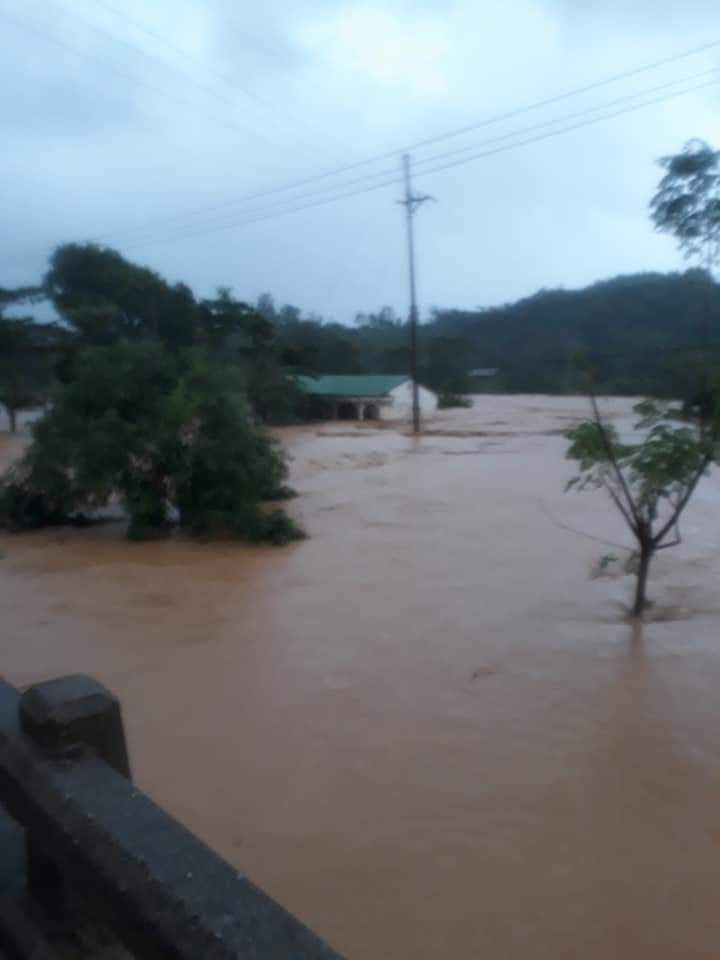 Ảnh, clip: Ngập lụt kinh hoàng ở huyện Hướng Hóa, Quảng Trị - Ảnh 14.