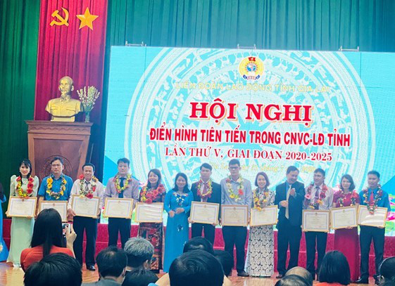 PC Gia Lai: Sôi nổi những phong trào thi đua giai đoạn 2015 - 2020 - Ảnh 2.