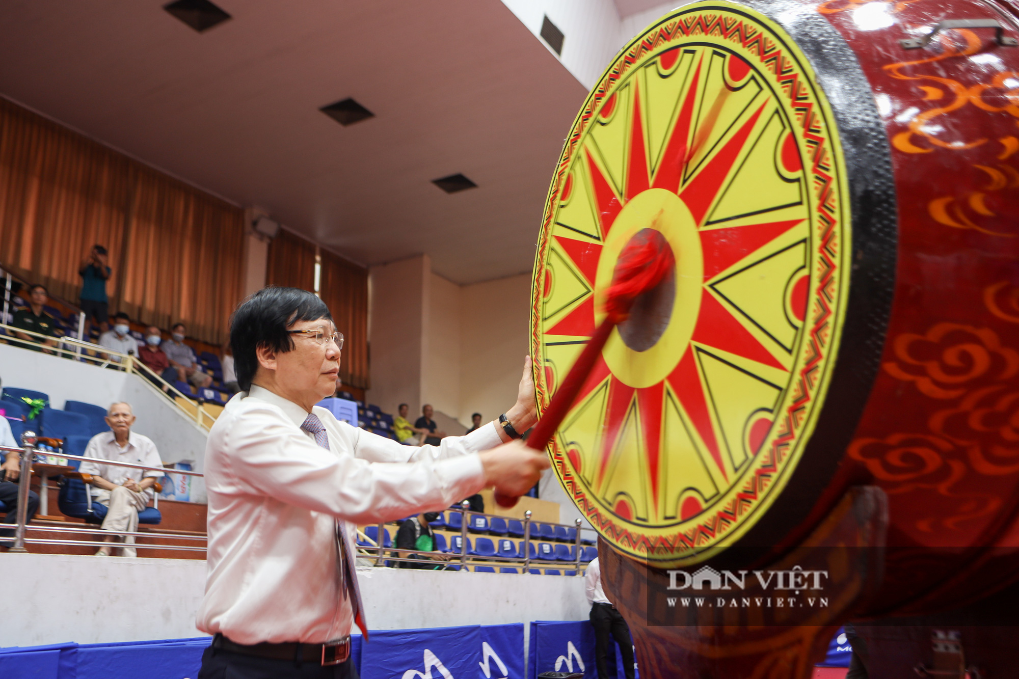Giải bóng bàn Cúp Hội Nhà báo Việt Nam lần thứ 14: Báo NTNN thắng trận ra quân đầy kịch tính - Ảnh 3.