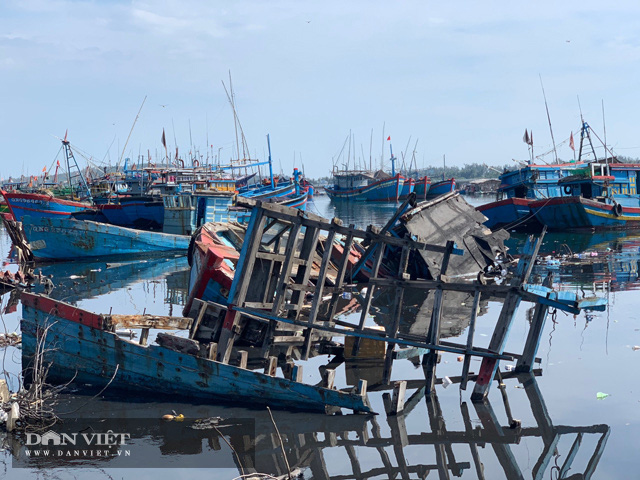 Quảng Ngãi: Nhếch nhác nghĩa địa tàu cá ở phường Phổ Thạnh  - Ảnh 10.