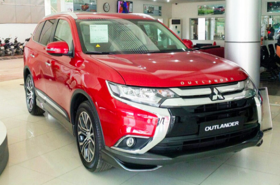 Tin xe (2/10): Mitsubishi Outlander khuyến mại khủng giảm gần 150 triệu đồng - Ảnh 1.