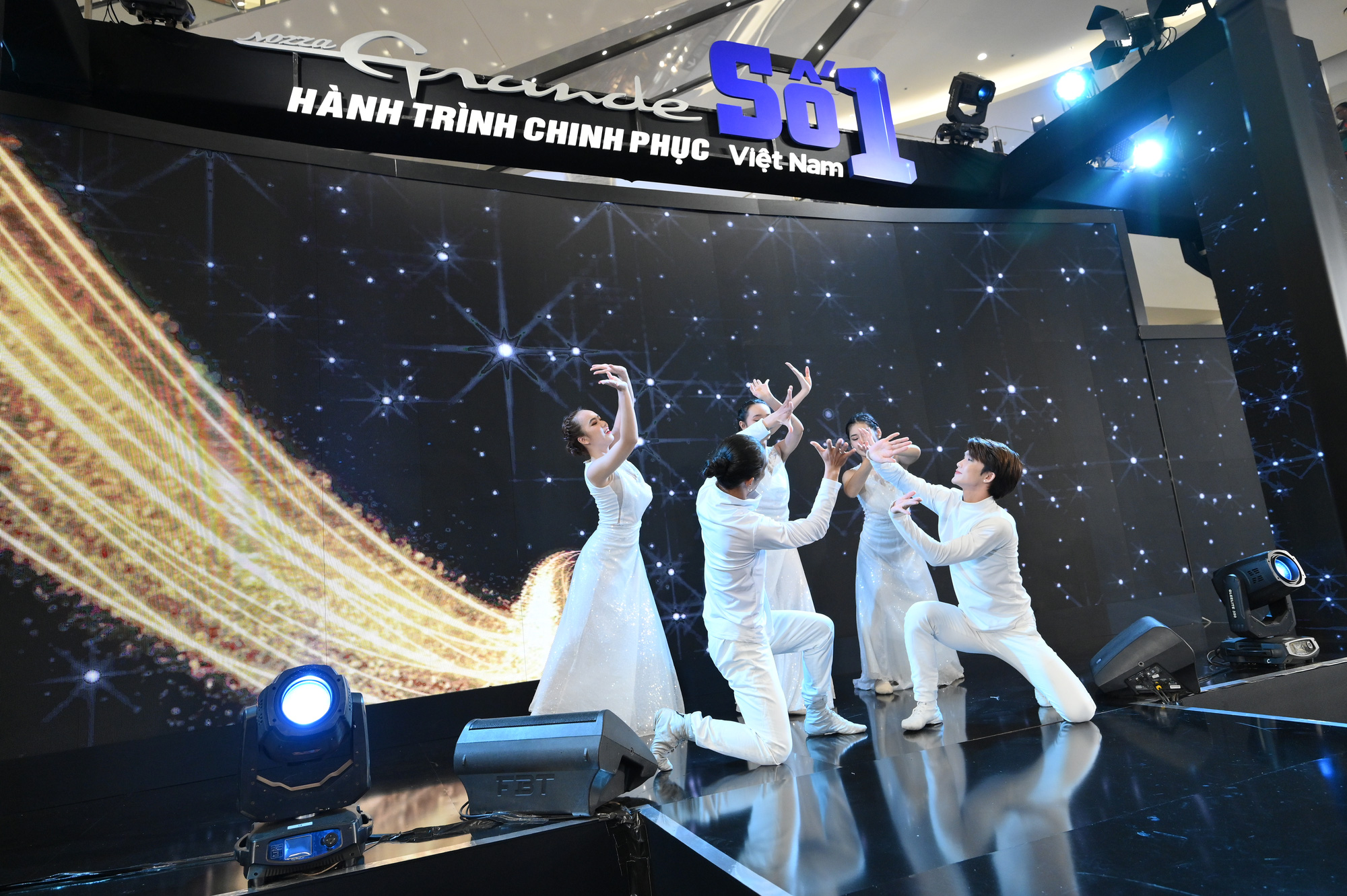 Tận hưởng đam mê cùng Yamaha Grande Fashion Show - Ảnh 11.