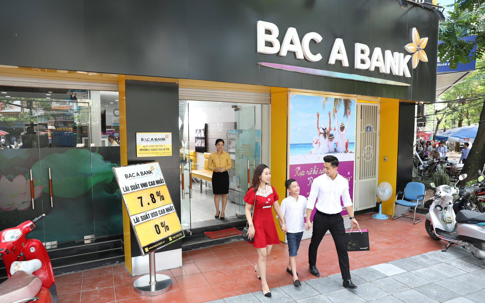 Bac A Bank lợi nhuận “bốc hơi”, lương và phụ cấp bình quân 18 triệu đồng/tháng - Ảnh 2.