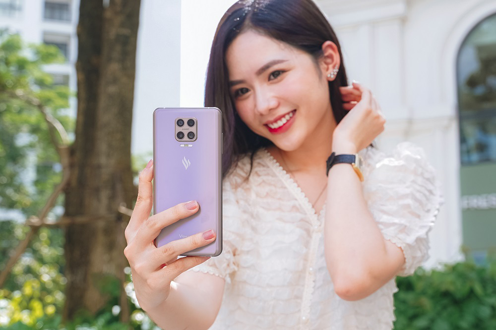 Điện thoại Vsmart Aris Pro đến tay người dùng Việt, cú đột phá công nghệ - Ảnh 1.