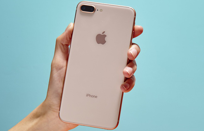 Tin công nghệ (27/10): iPhone 8 Plus giảm giá mạnh, Vingroup phát hiện lỗi trên Adobe Illustrator - Ảnh 1.