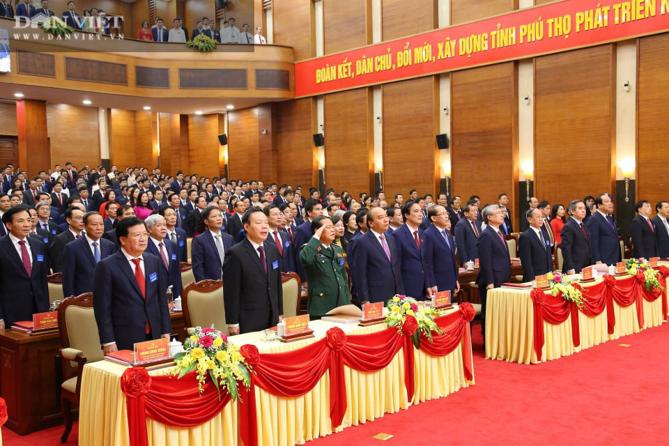 Thủ tướng Nguyễn Xuân Phúc dự và chỉ đạo Đại hội Đảng bộ tỉnh Phú Thọ - Ảnh 1.