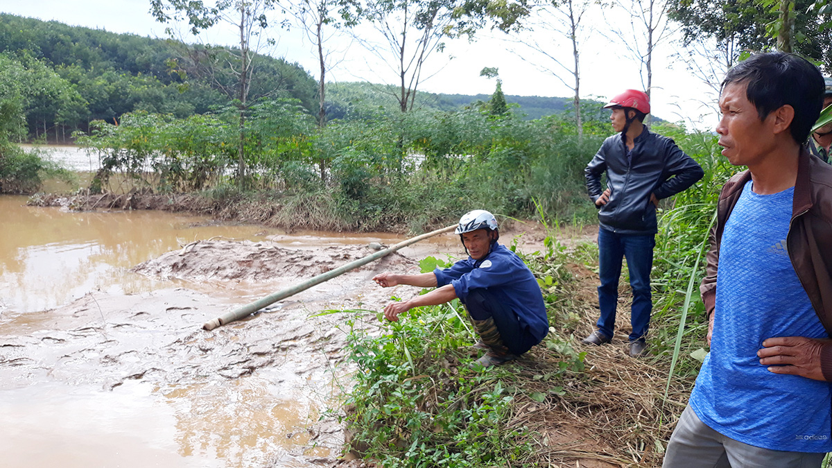 Thủy điện tích nước vô lối ở tỉnh Kon Tum: Nếu tiếp tục vi phạm sẽ thu hồi giấy phép - Ảnh 1.