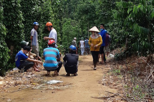 Diễn biến 'nóng' mới vụ 3 cha con chết bất thường trong chòi rẫy - Ảnh 1.