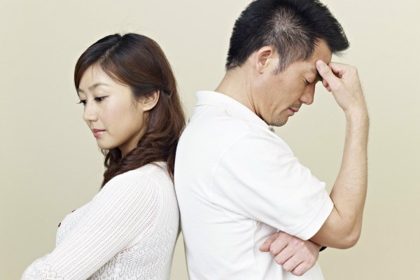 Chẩn bệnh hôn nhân: Vợ chồng trở nên &quot;cấm khẩu&quot; với nhau - Ảnh 1.