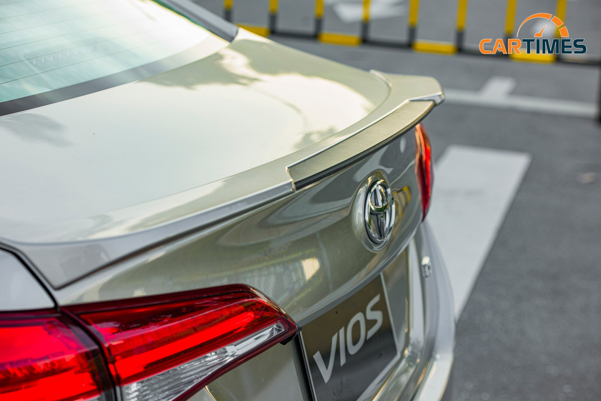 Toyota Vios 2020: Không chỉ là &quot;Vua doanh số&quot; - Ảnh 9.