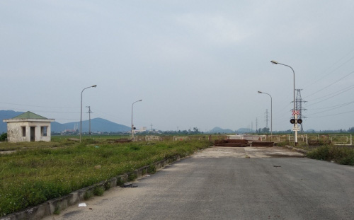 Hơn 10 năm chưa hoàn thành xong 6km đường thuộc KKT Đông Nam - Ảnh 2.