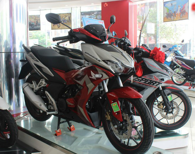 Honda Winner X hưởng đầy ắp ưu đãi, khách hàng vẫn dè dặt - Ảnh 1.