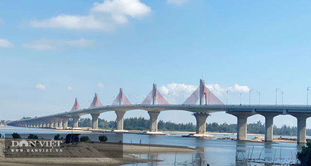 Quảng Ngãi: Ấn định ngày thông xe, gắn biển cầu 2.300 tỷ mừng Đại hội Đảng bộ tỉnh  - Ảnh 6.