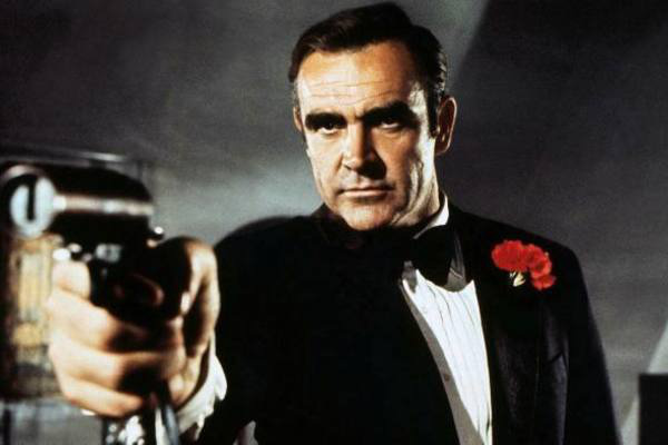 &quot;007&quot; Sean Connery qua đời khiến dàn sao Hollywood thương tiếc, xót xa - Ảnh 1.