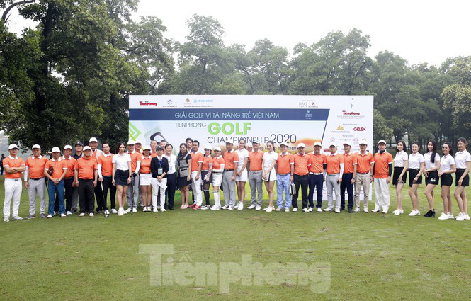 Golfer 17 tuổi Nguyễn Nhất Long vô địch Giải Tiền Phong Golf Championship 2020 - Ảnh 1.