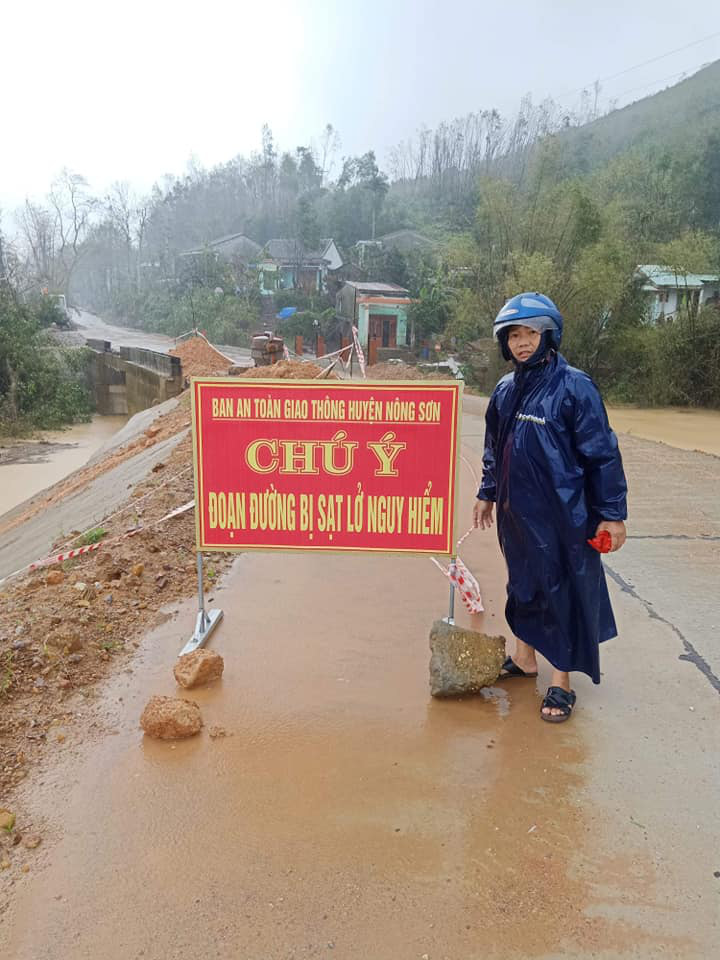 Quảng Nam mưa kéo dài, nước sông đang lên, cảnh báo lũ lớn  - Ảnh 4.