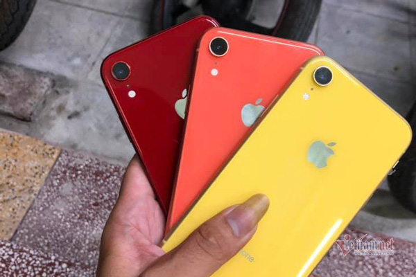 iPhone XR quay trở lại Việt Nam với giá siêu rẻ - Ảnh 2.