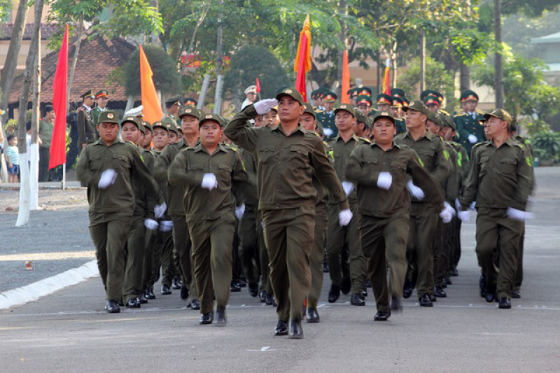 Lo ngại bộ máy tổ chức &quot;phình to&quot; khi triển khai lực lượng công an chính quy về xã - Ảnh 1.