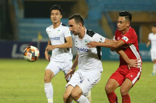 7 cầu thủ gây thất vọng nhất V.League 2020: Điểm tên ngôi sao Việt kiều - Ảnh 1.