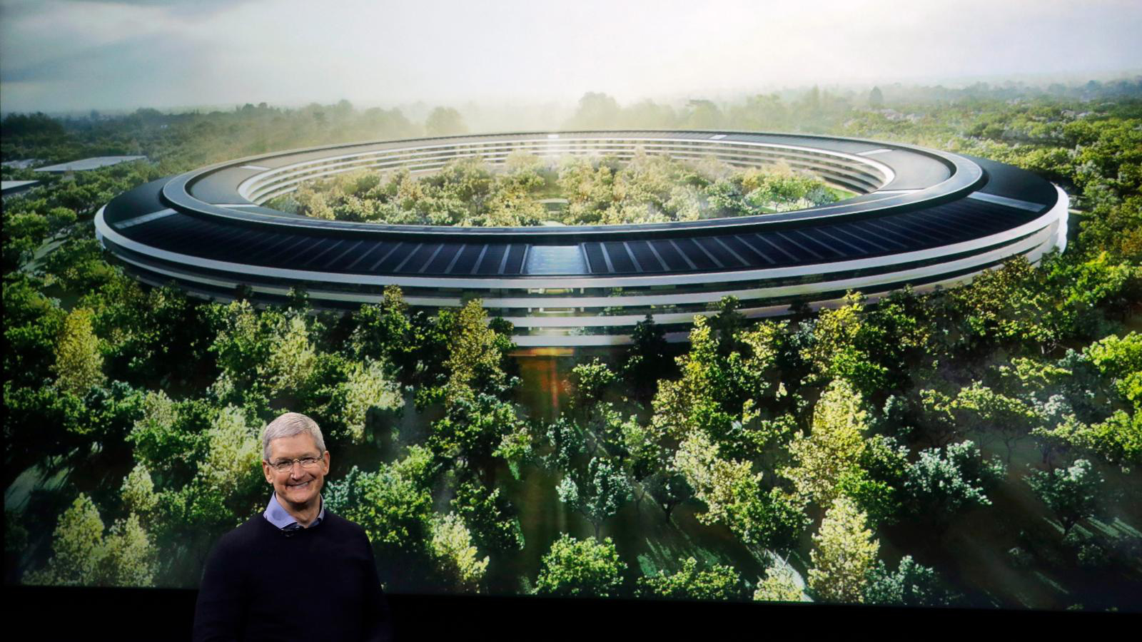 Choáng ngợp trụ sở làm việc của Apple, trị giá 5 tỷ đô, phủ màu xanh mướt - Ảnh 1.