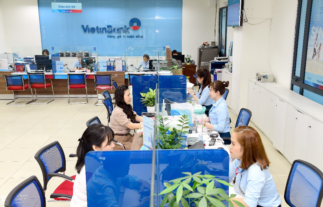 VietinBank đồng hành cùng doanh nghiệp, người dân thực hiện “mục tiêu kép” của Chính phủ - Ảnh 1.