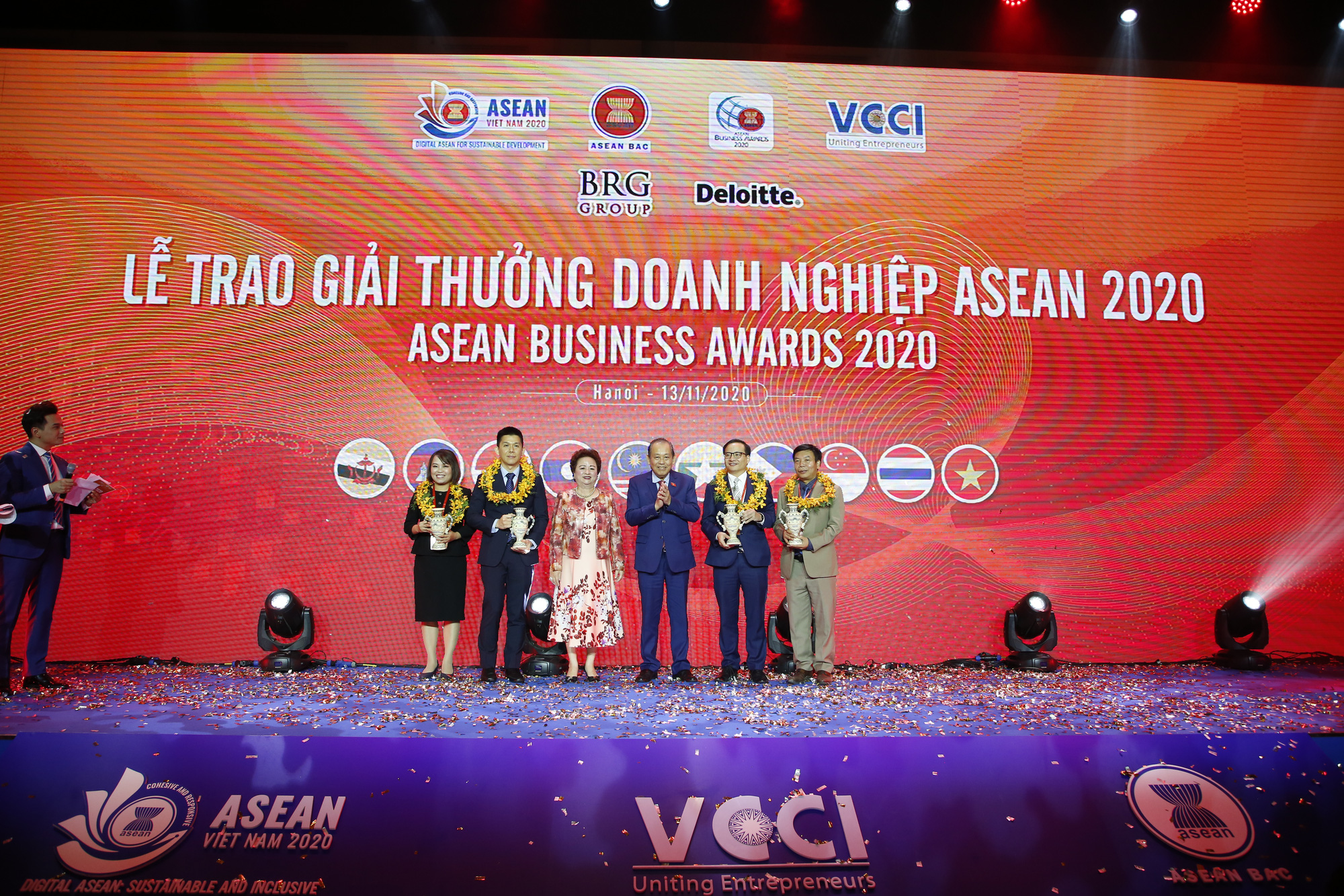 Lễ trao giải thưởng ASEAN Business Awards: Vinh danh 58 doanh nghiệp xuất sắc toàn khu vực - Ảnh 6.