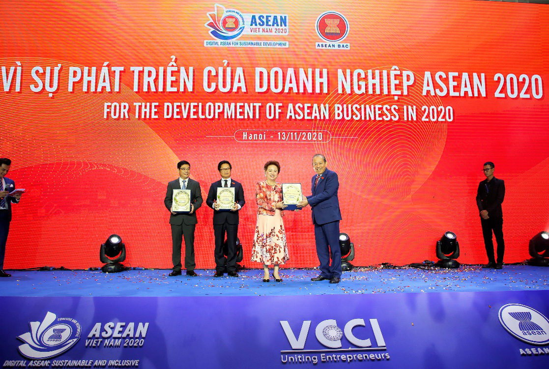  Phó thủ tướng Thường trực Trương Hòa Bình chúc mừng doanh nghiệp đạt giải thưởng ABA 2020 - Ảnh 1.
