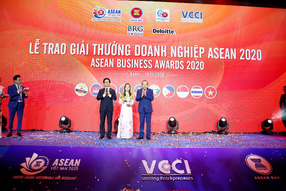  Phó thủ tướng Thường trực Trương Hòa Bình chúc mừng doanh nghiệp đạt giải thưởng ABA 2020 - Ảnh 3.