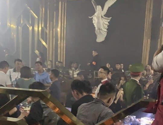 30 người dương tính với ma túy trong quán bar ở Hà Nội - Ảnh 1.