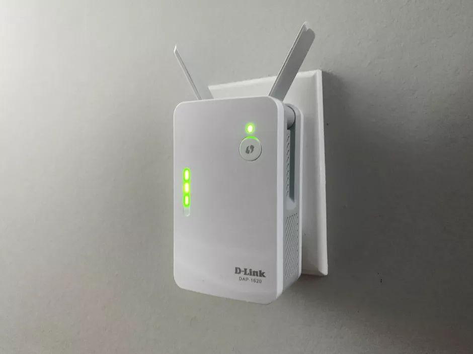 Những đồ vật không nên nằm cạnh bộ phát sóng Wi-Fi - Ảnh 4.