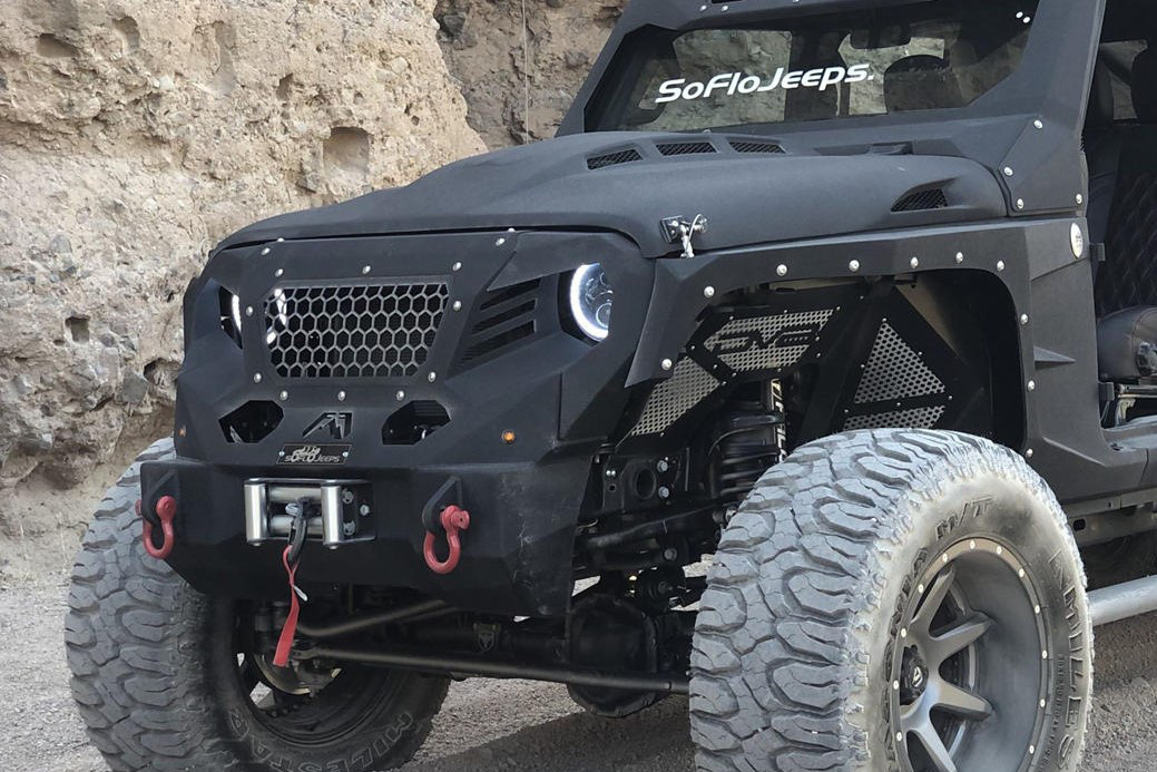 Bản độ Jeep Gladiator 6x6 giá 139.000 USD - Ảnh 3.