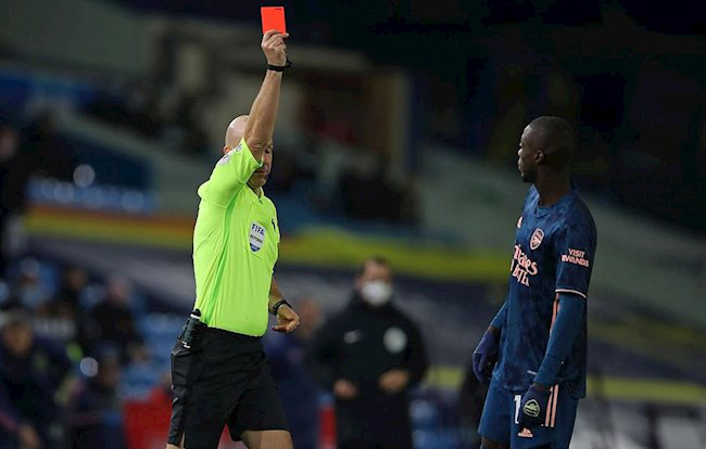 Arsenal thoát thua Leeds, HLV Arteta mắng tội đồ Pepe không tiếc lời - Ảnh 1.