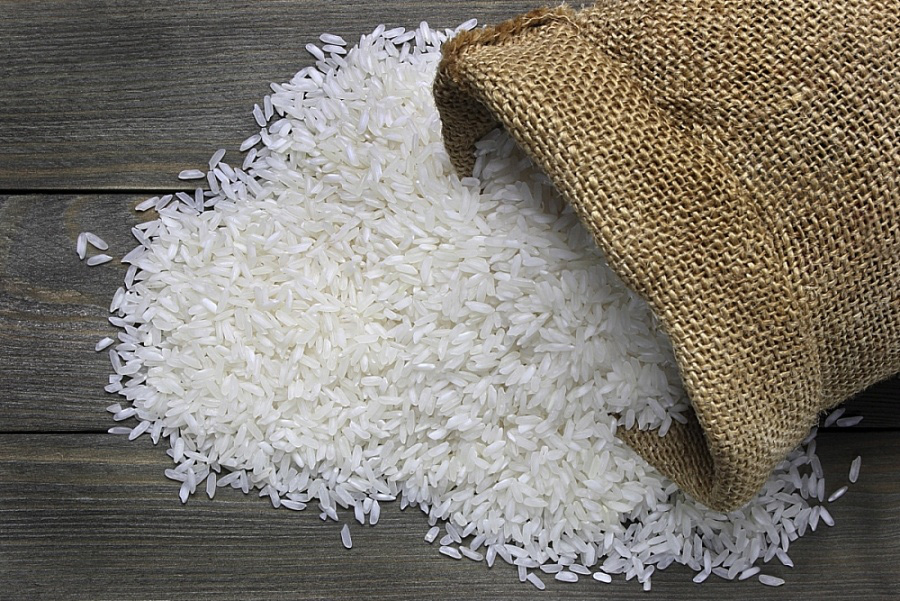Giá lúa gạo hôm nay ngày 23/11: Nhu cầu mua ít, giao dịch trầm lắng - Ảnh 1.