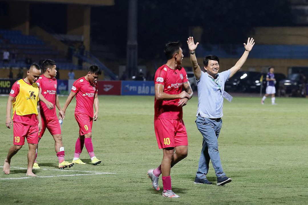 Chuyển nhượng V.League: &quot;We are one&quot; sẽ có 3 ngoại binh Nhật Bản - Ảnh 1.