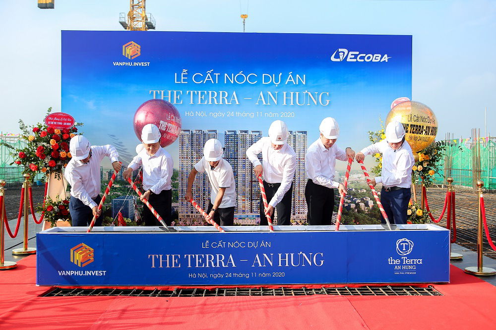 Văn Phú - Invest tổ chức lễ cất nóc dự án The Terra - An Hưng - Ảnh 1.