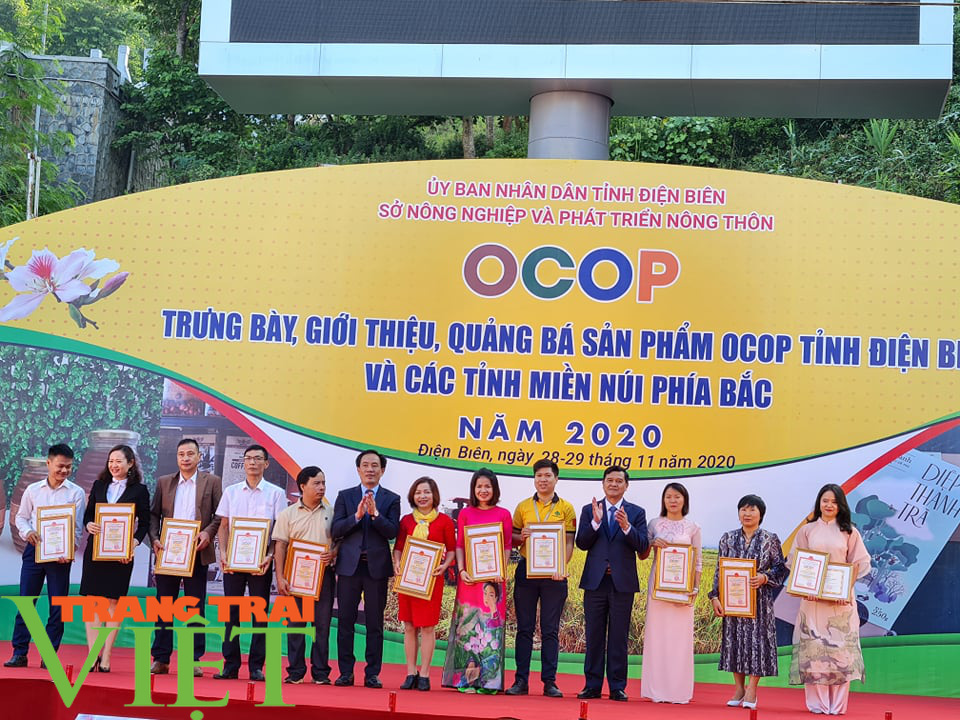  Hàng trăm sản phẩm OCOP  đặc trưng các tỉnh miền núi phía Bắc quy tụ tại Điện Biên - Ảnh 2.