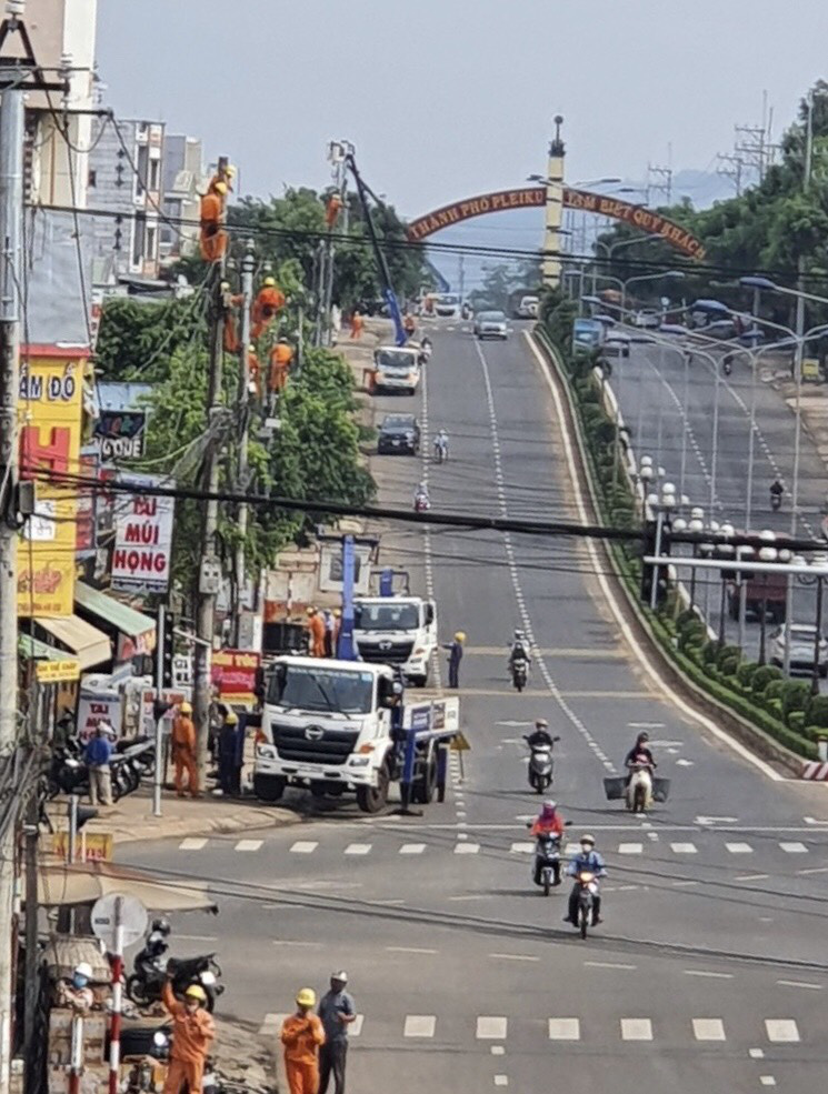 PC Gia Lai: Xây dựng kế hoạch cung ứng điện phục vụ Tết Nguyên đán Tân Sửu 2021 - Ảnh 3.