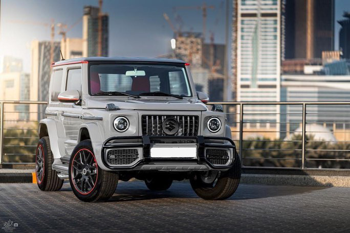 Suzuki Jimny rất giống Mercedes G-Class với gói độ giá 5.700 USD - Ảnh 1.