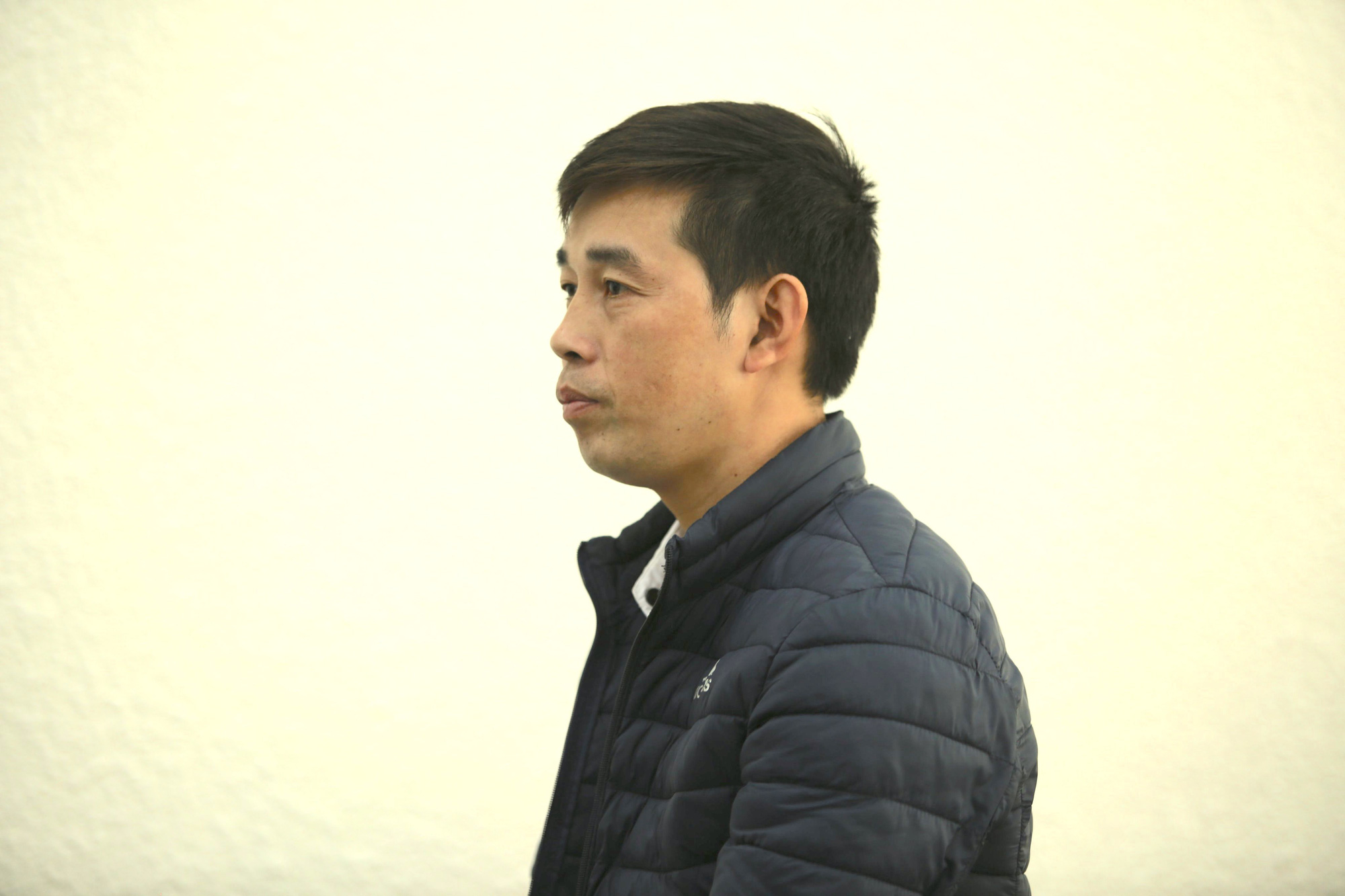 Hai tên cướp đâm tài xế Grab ở Hà Nội nhận tổng mức án 40 năm tù - Ảnh 3.