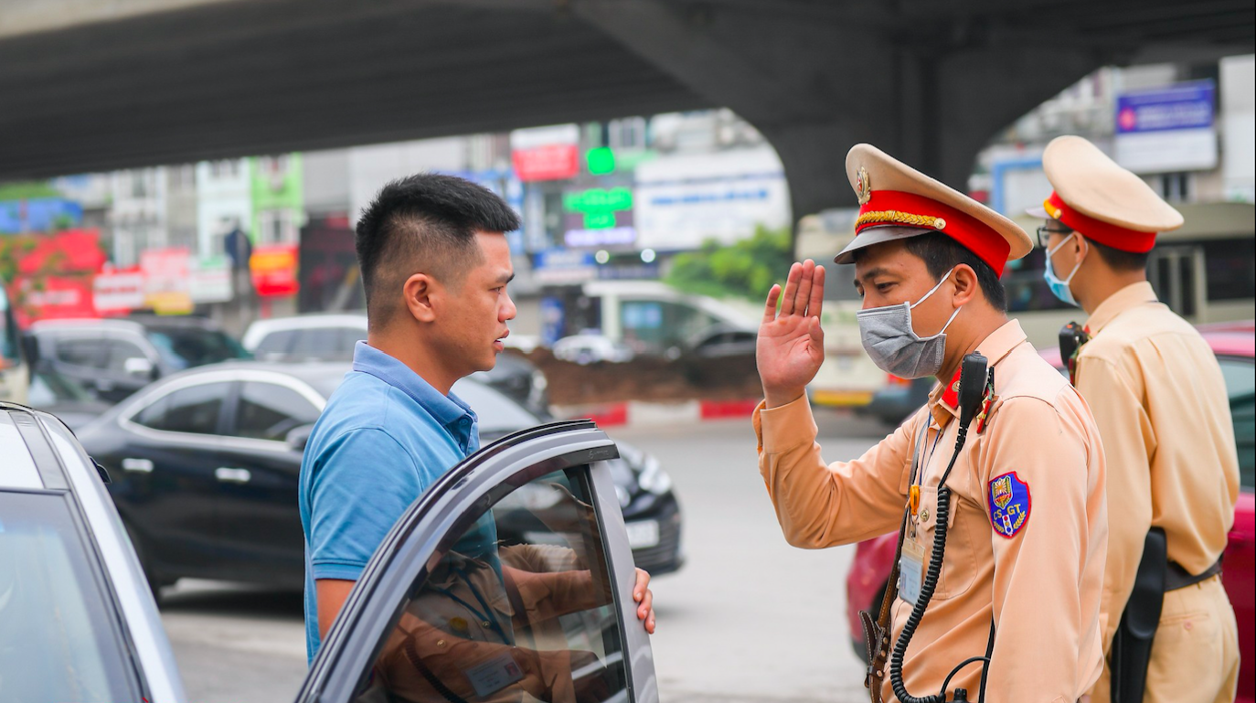 Camera giám sát trên cao tốc: Nên tăng mức phạt 30 - 40 triệu, thậm chí cao hơn - Ảnh 2.