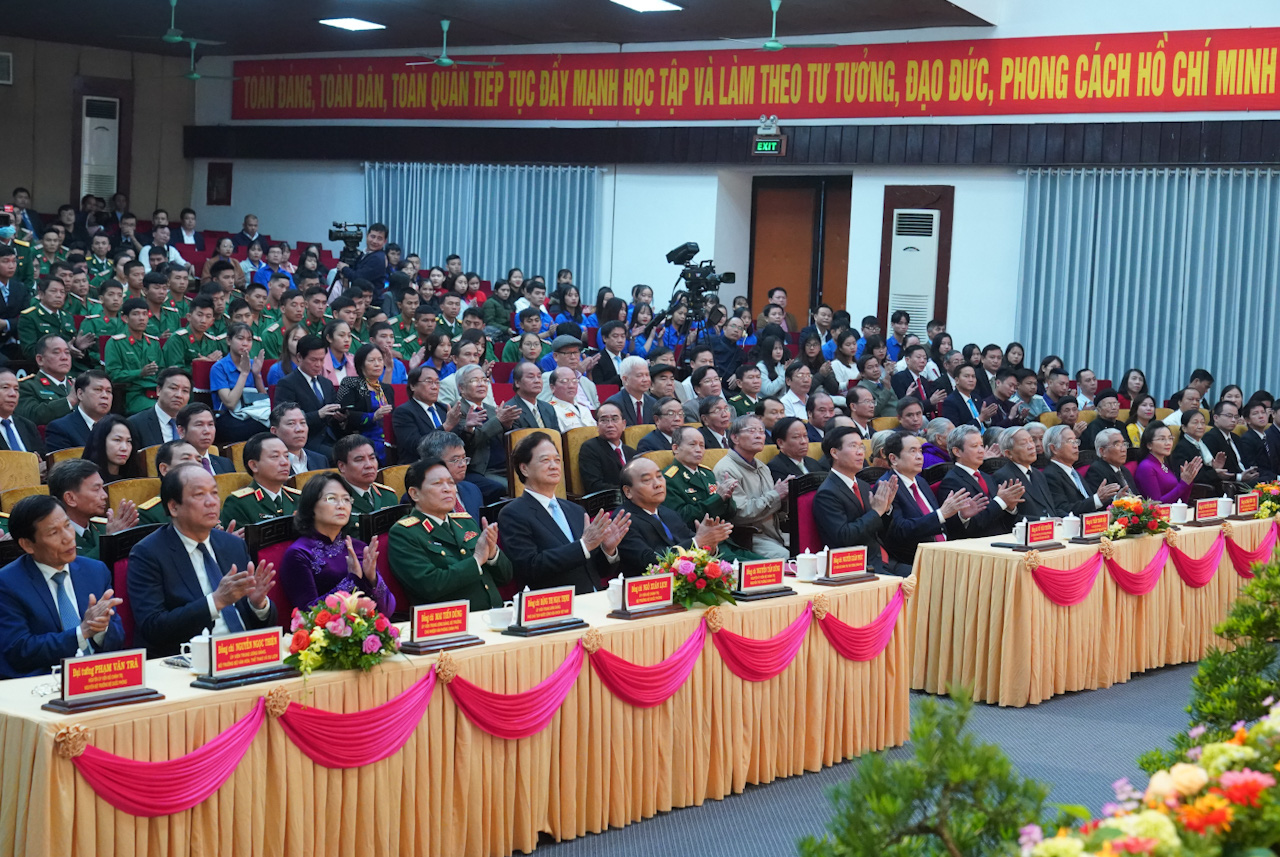 Đại tướng Lê Đức Anh đã cùng Bộ Chính trị, Ban Bí thư lãnh đạo nhiều chủ trương lớn, quyết sách đột phá - Ảnh 3.